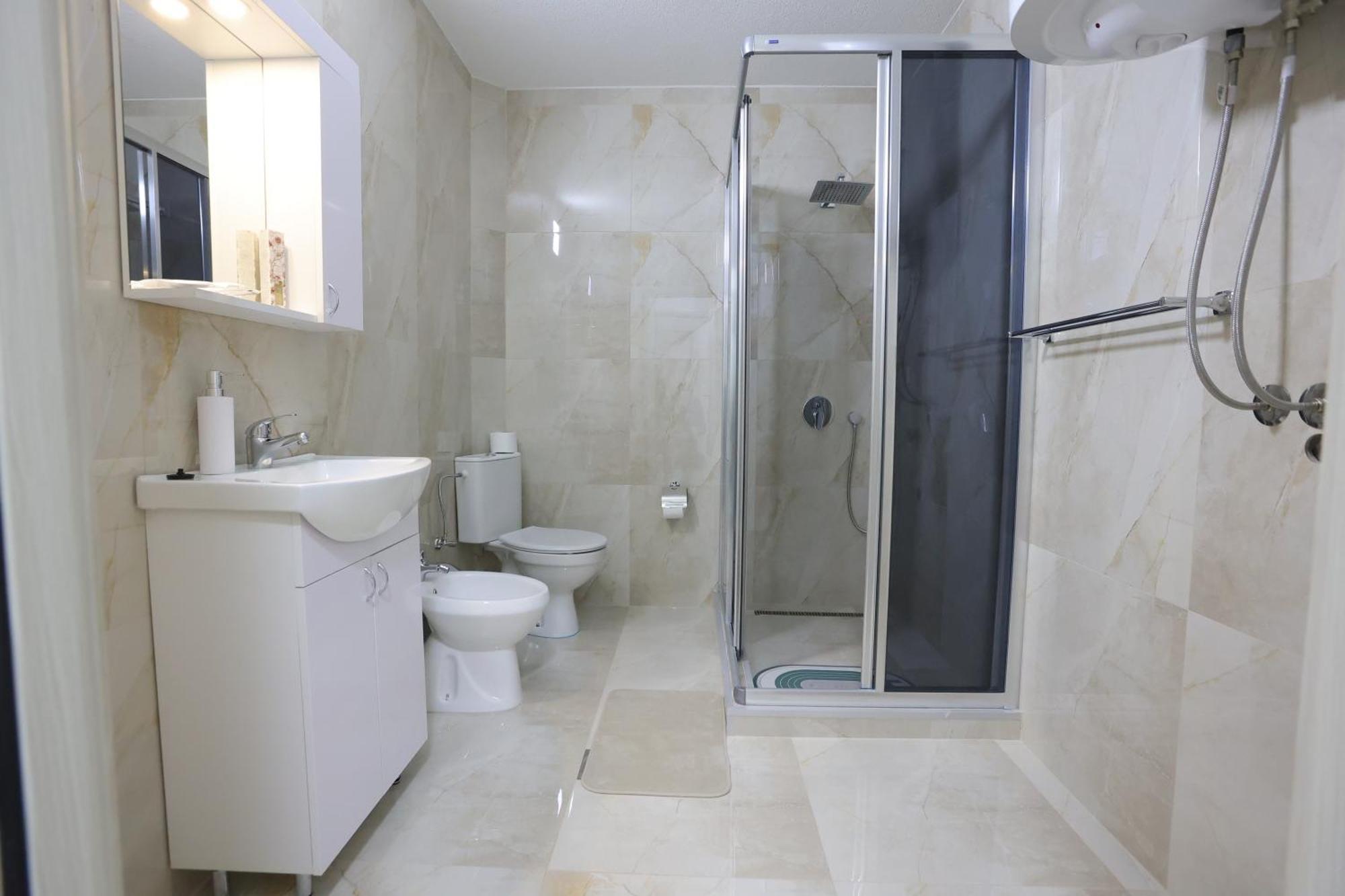 Ivan'S Guesthouse Парасин Экстерьер фото