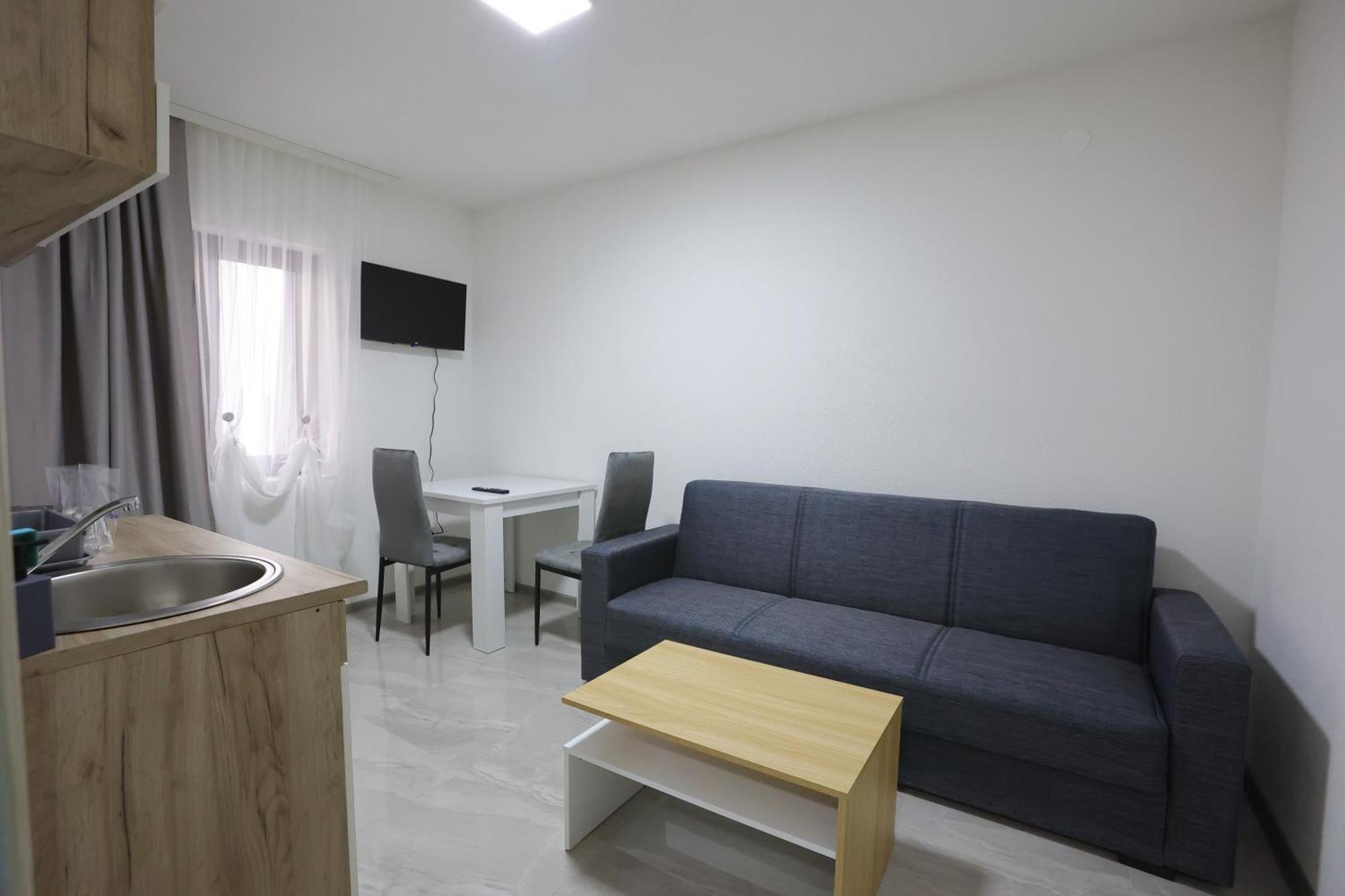 Ivan'S Guesthouse Парасин Экстерьер фото