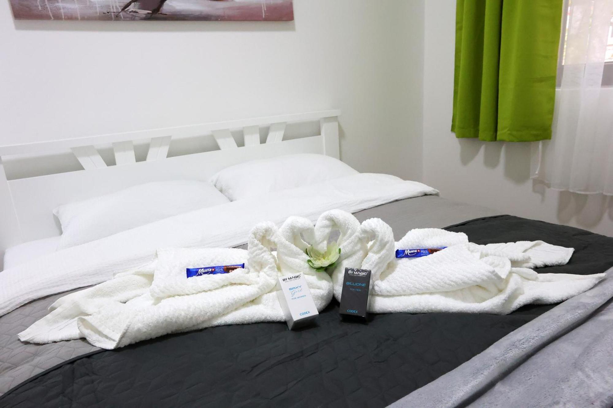 Ivan'S Guesthouse Парасин Экстерьер фото